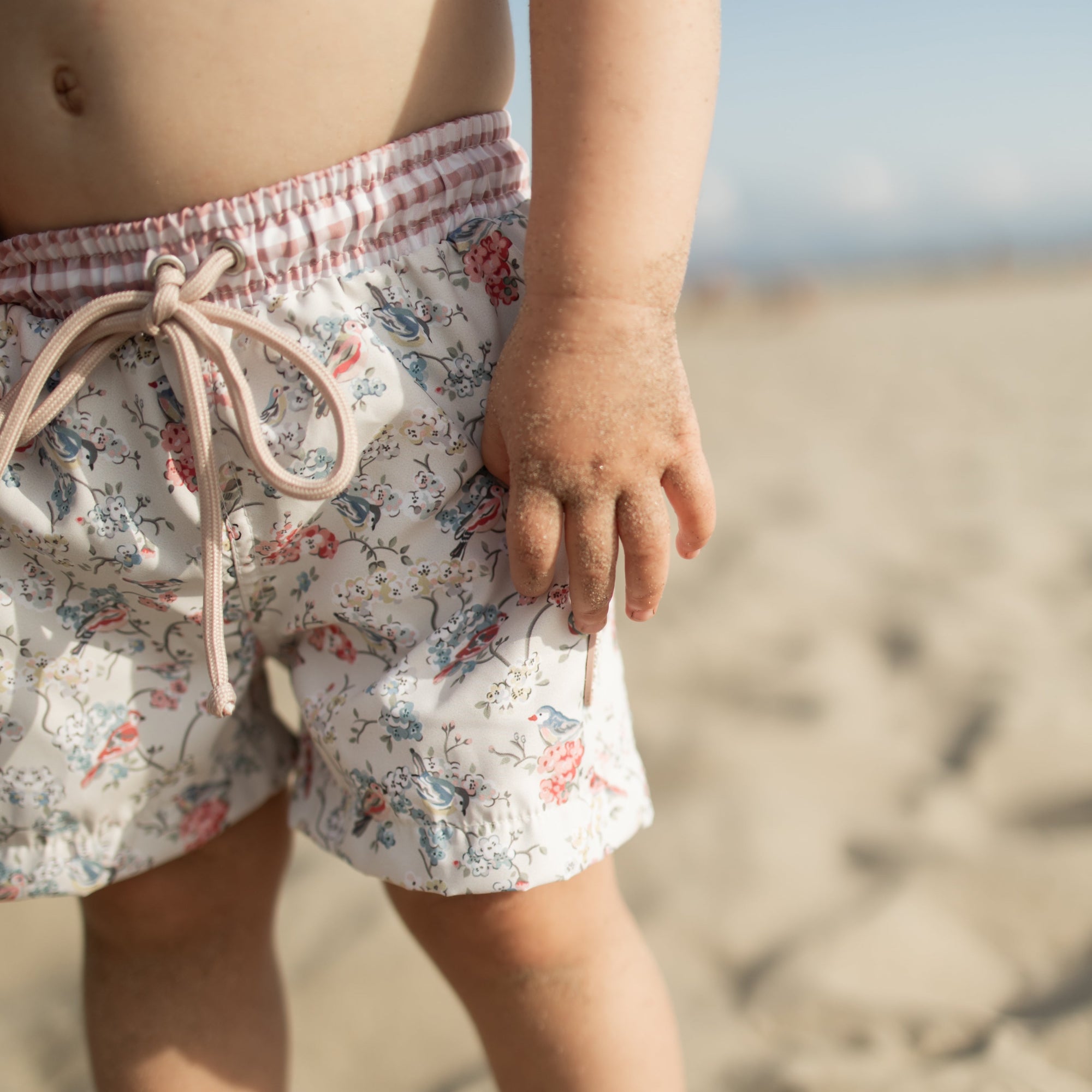 AVES SHORT